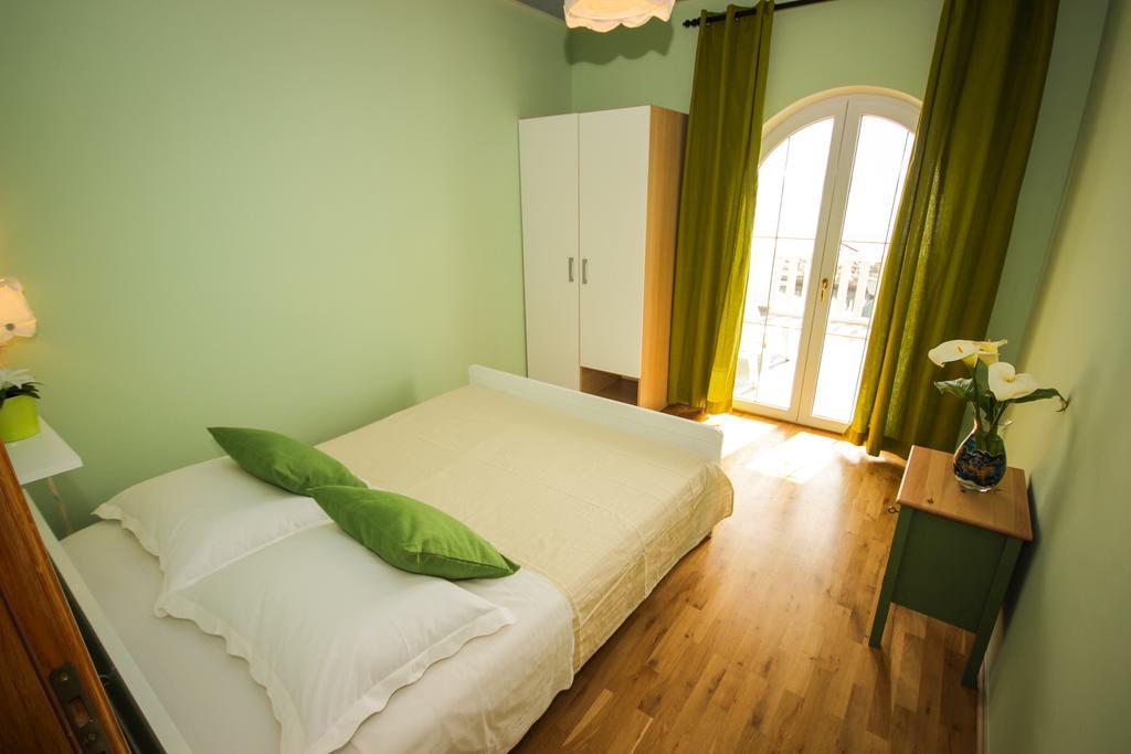 Apartmani Kristijan Jesenice  Eksteriør bilde